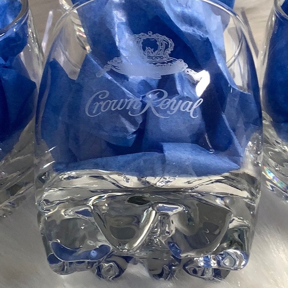 Crown Royal Set of 4 Etched Crystal Low Ball Rocks Glass Whiskey Glasses Barware - Picture 8 of 16